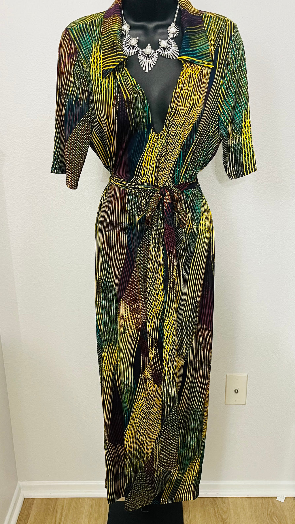 Multi Color Dress (Curvy)