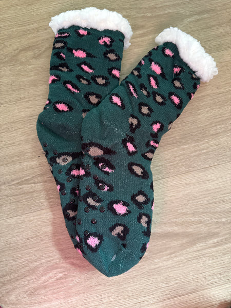 Leopard Knitted Fuzzy Fleece Quarter Socks