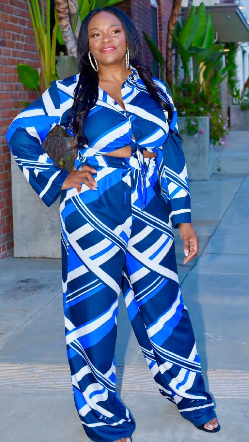 Geometics Navy/White print Set