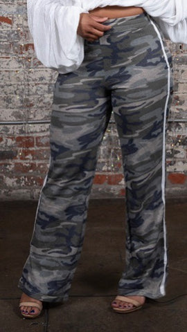 Camo Jogger w/ Side Snaps