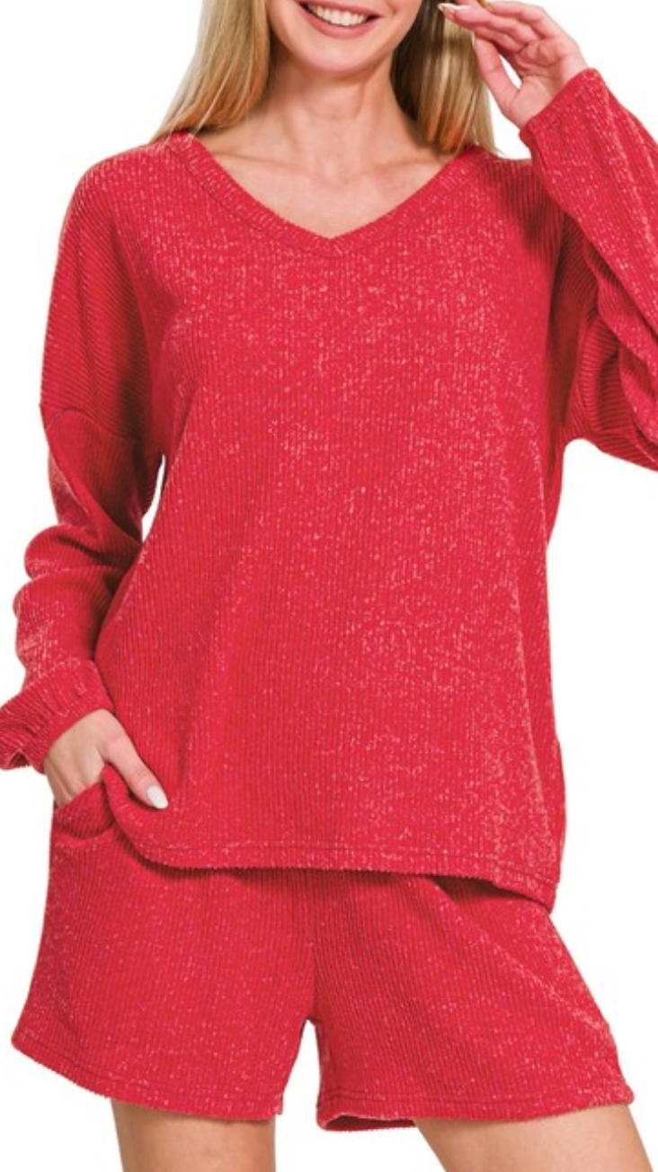 BRUSHED RIBBED V-NECK LONG SLEEVE TOP & SHORTS SET