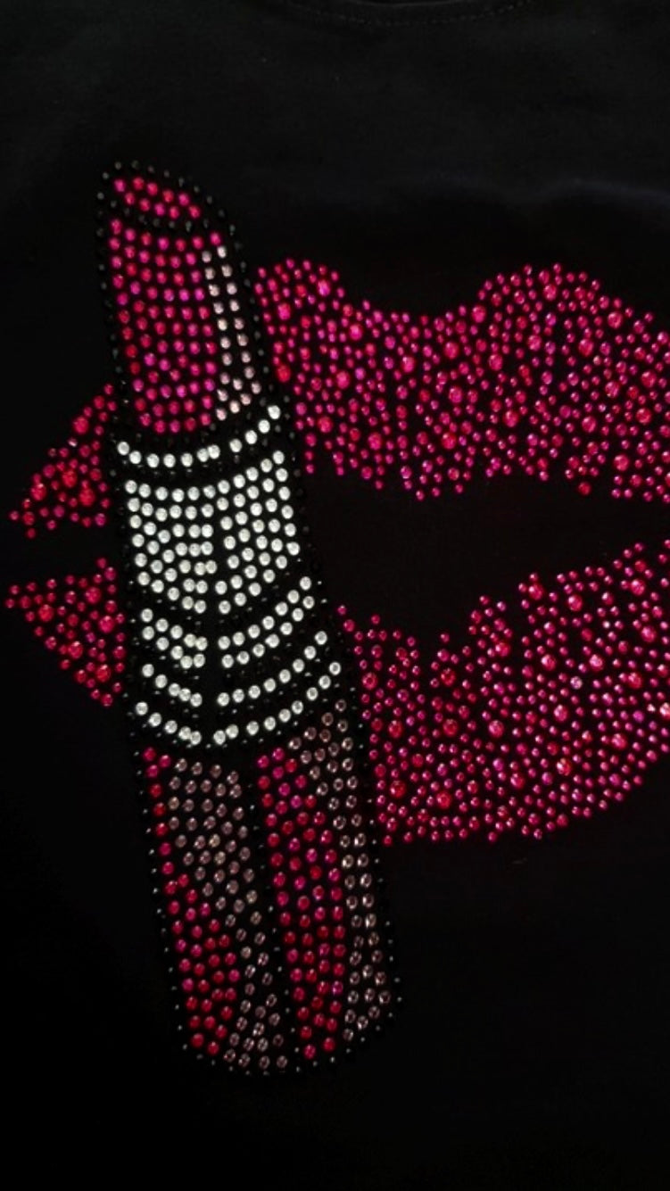 Bling Tee "Sparkling Pink Lips & Lipstick"